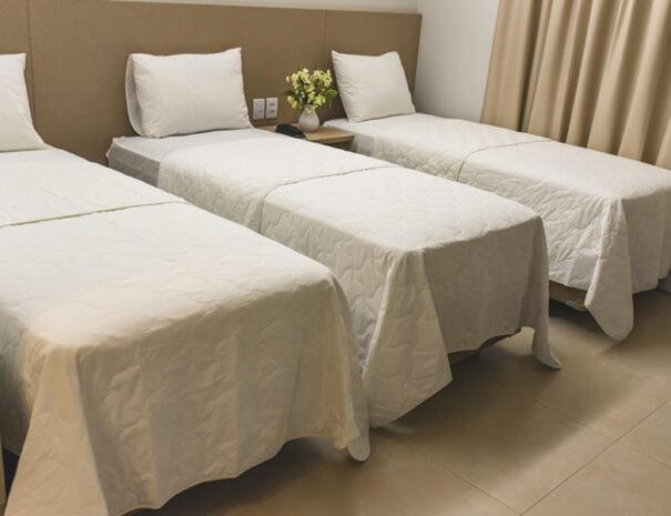 Hotel D'Leon 古鲁皮 外观 照片
